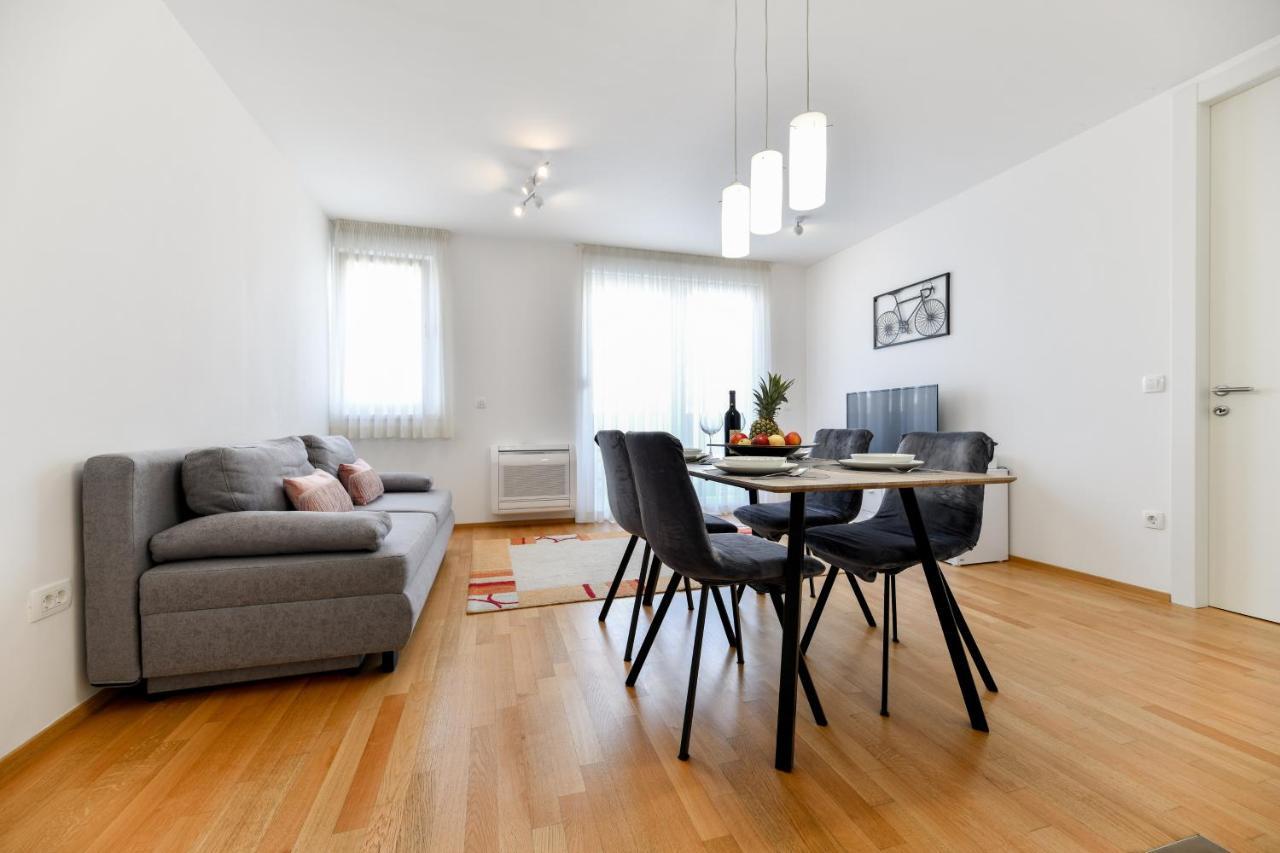 Modern Apartment For 2025' Vacation In Zadar Exterior foto